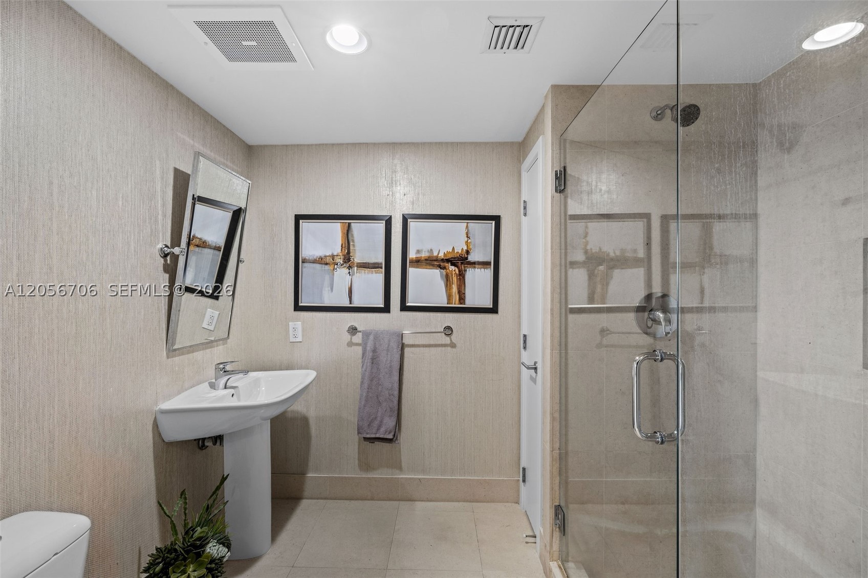 6899 Collins Ave #2708, Miami Beach FL 33141