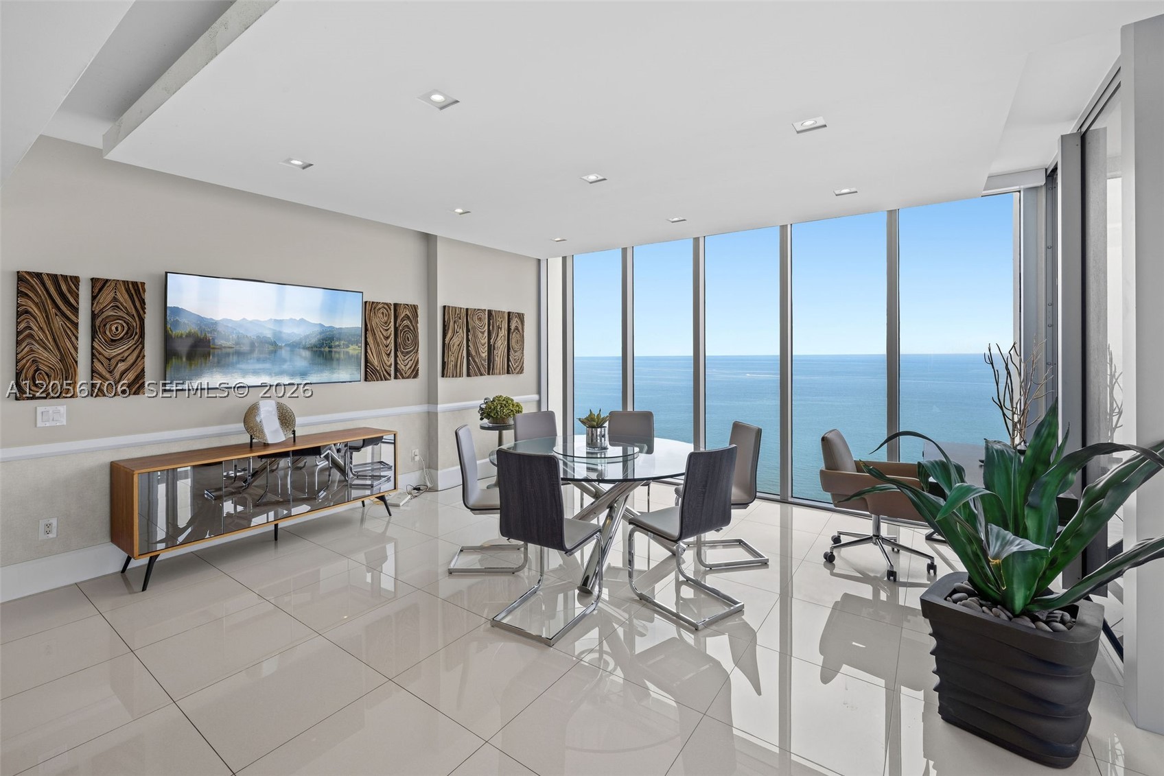 6899 Collins Ave #2708, Miami Beach FL 33141