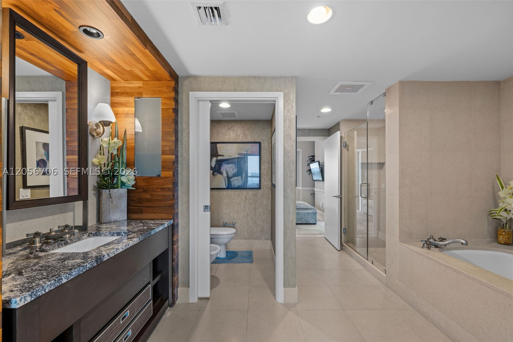 6899 Collins Ave #2708, Miami Beach FL 33141