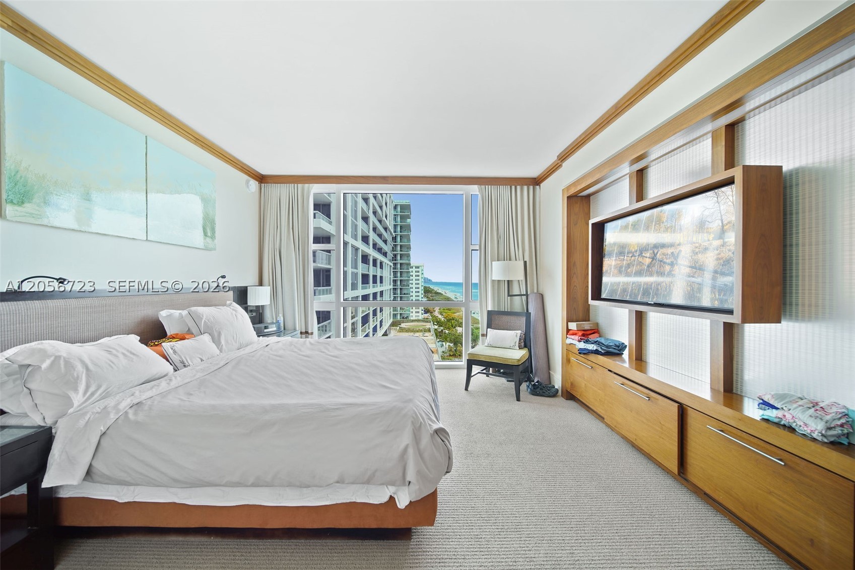 6801 Collins Ave #1015, Miami Beach FL 33141