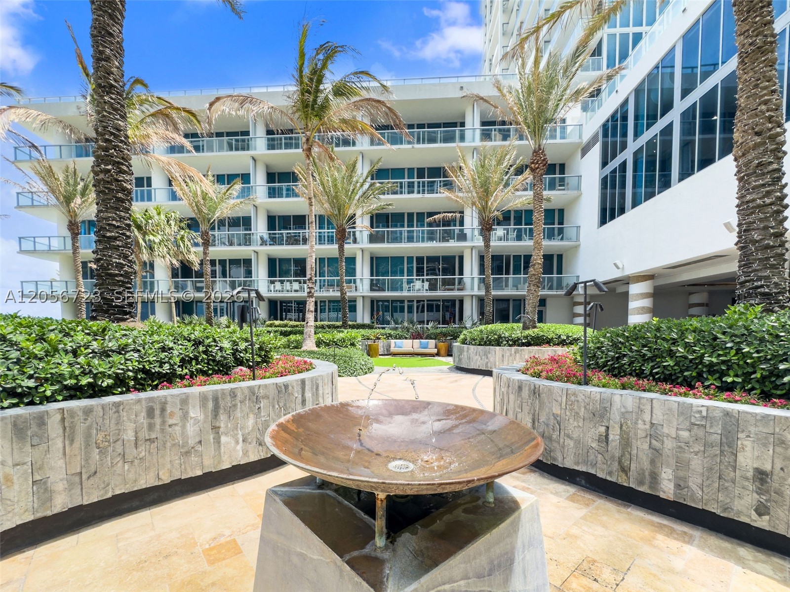 6801 Collins Ave #1015, Miami Beach FL 33141