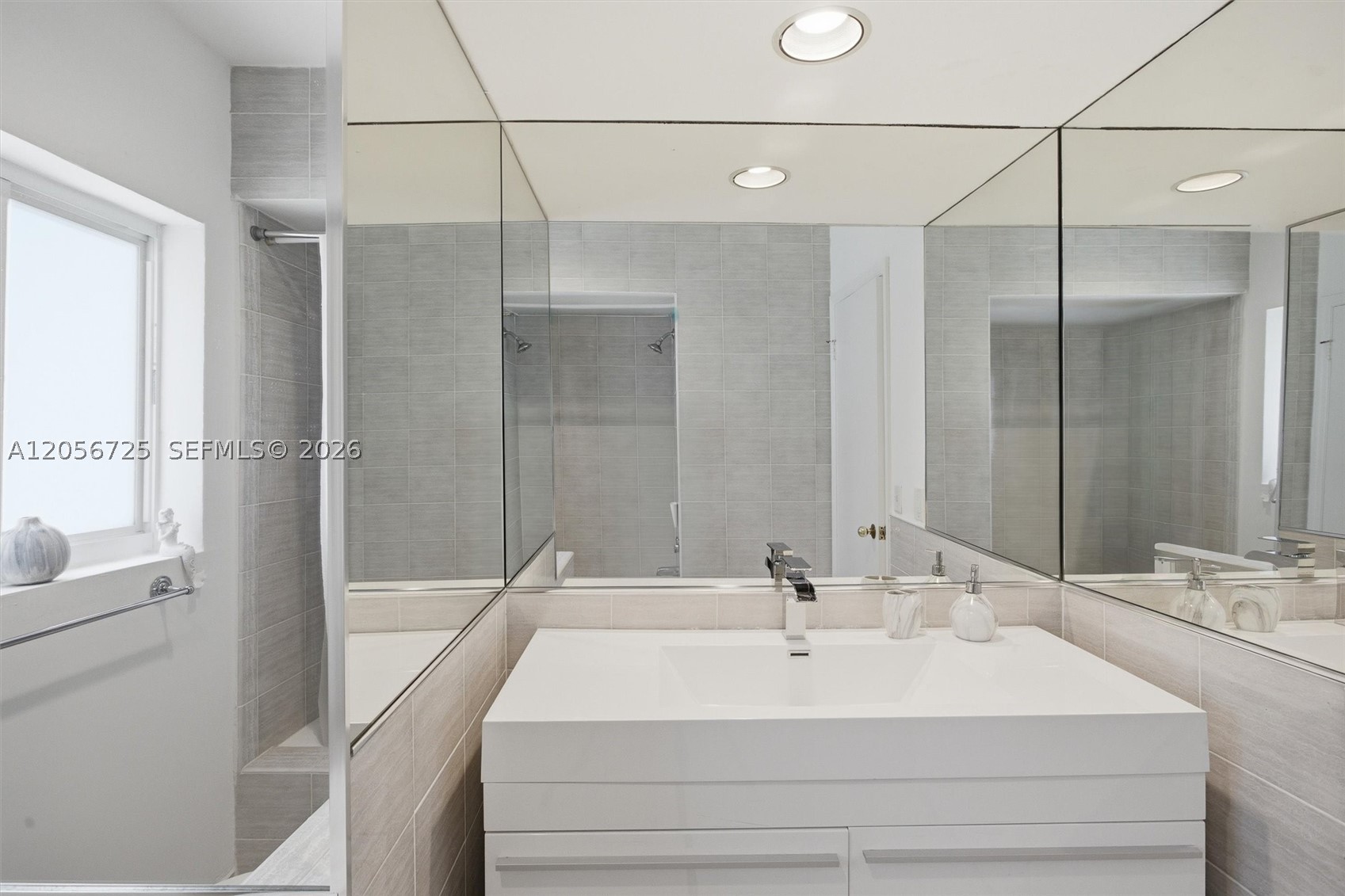 440 Tivoli Ave, Coral Gables FL 33143