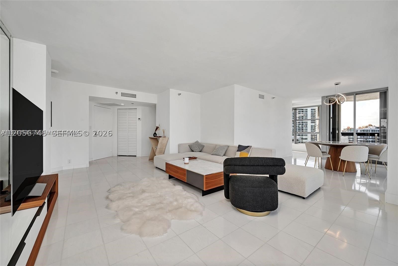 19101 NE 36th Ct #2206, Aventura FL 33180