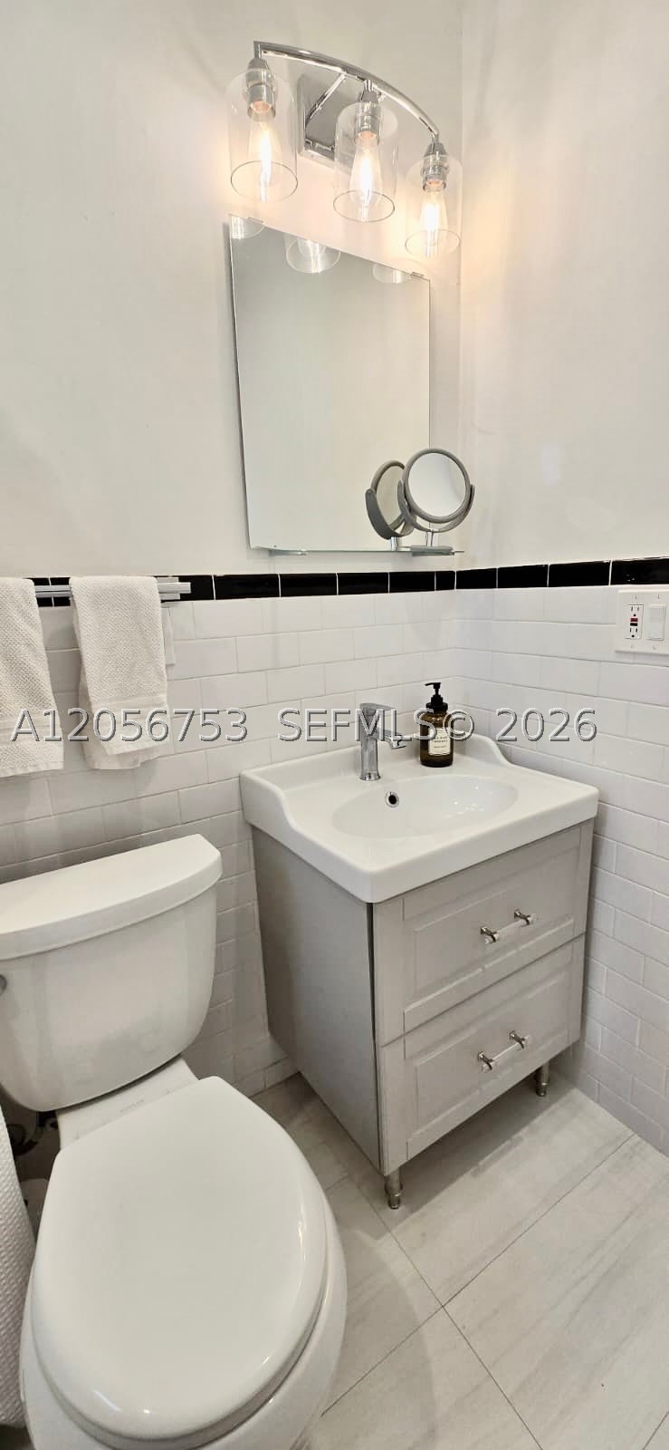 712 SW 9th St #1, Fort Lauderdale FL 33315