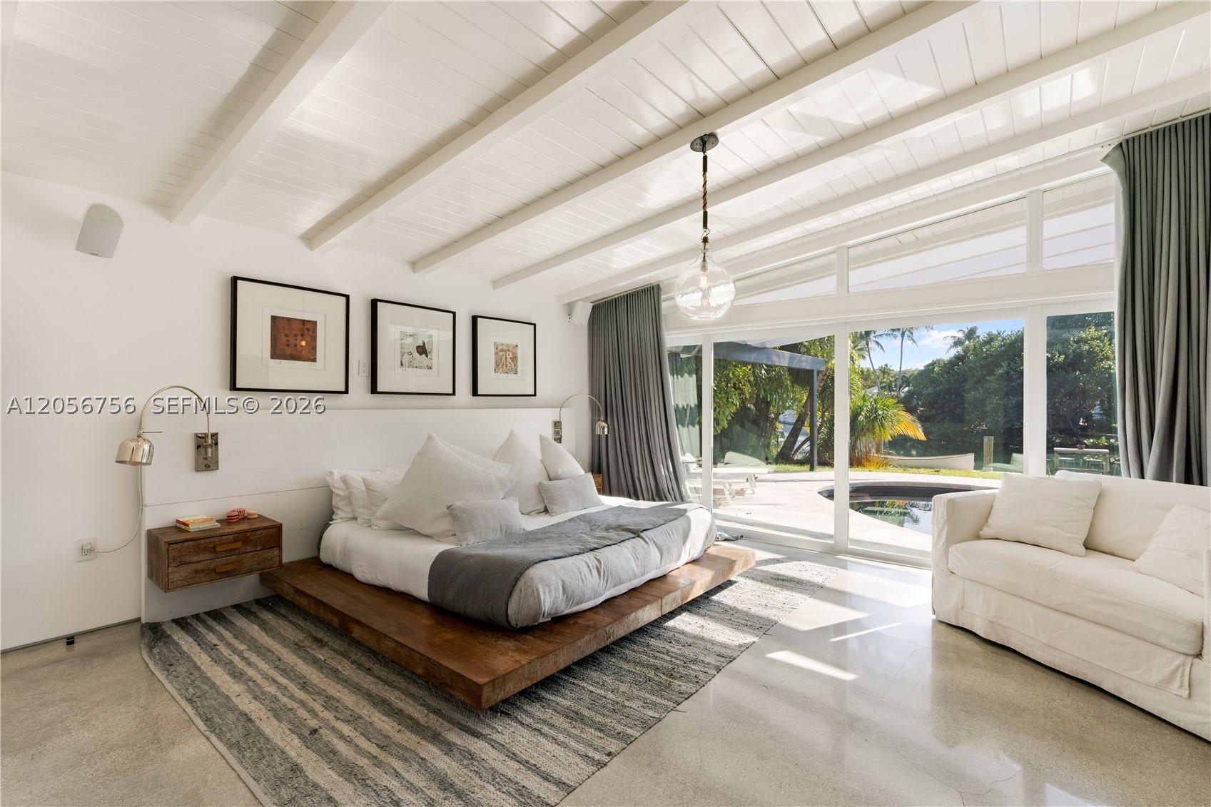 270 Island Dr, Key Biscayne FL 33149