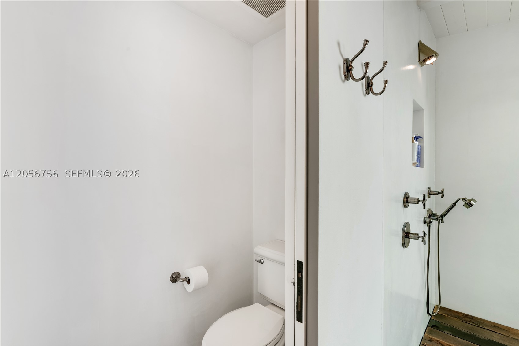 270 Island Dr, Key Biscayne FL 33149