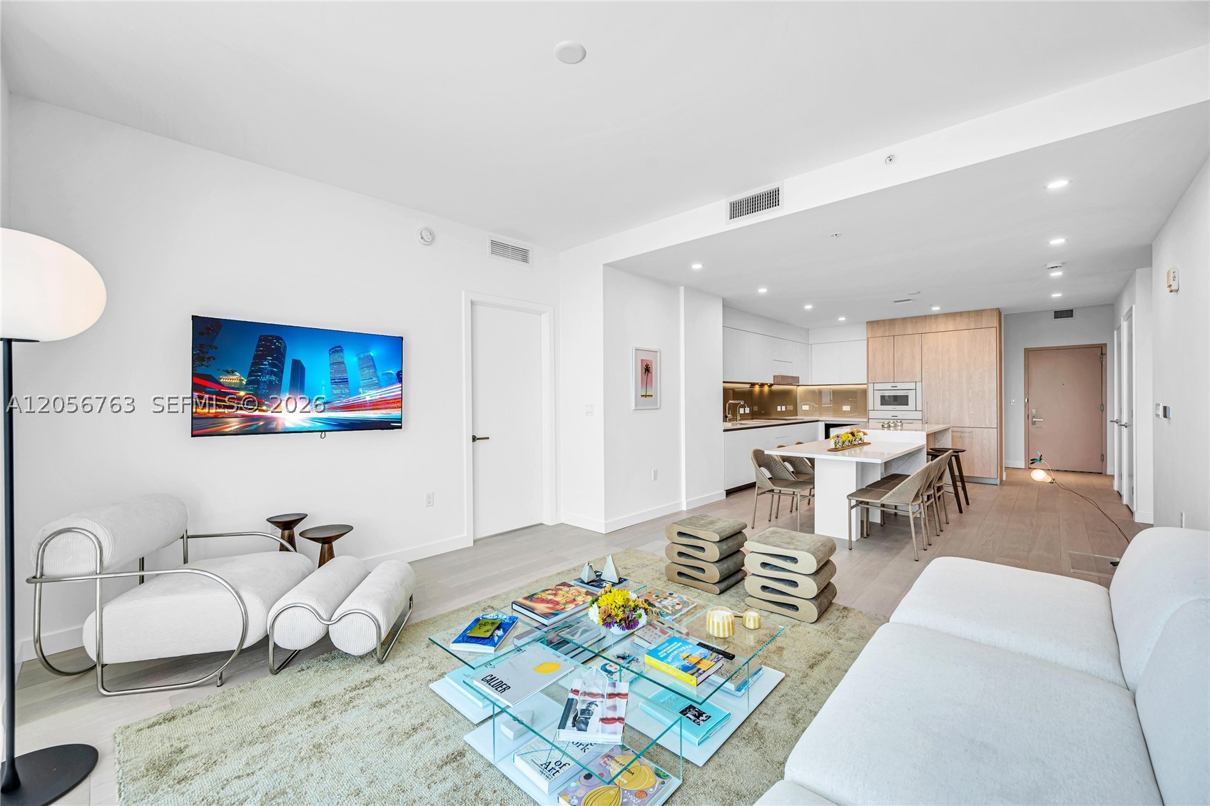 9201 E Bay Harbor Dr #PH809, Bay Harbor Islands FL 33154