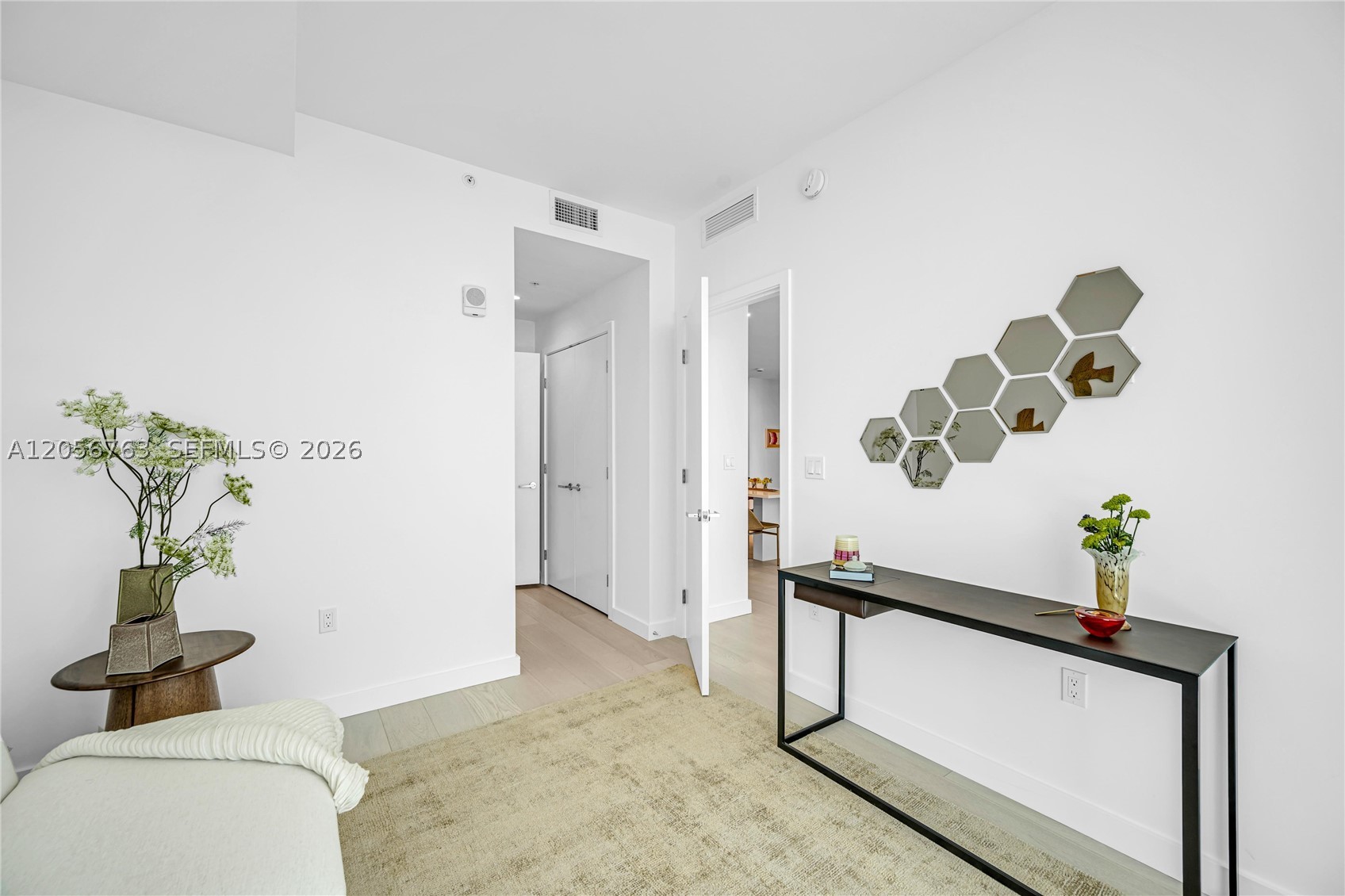 9201 E Bay Harbor Dr #PH809, Bay Harbor Islands FL 33154