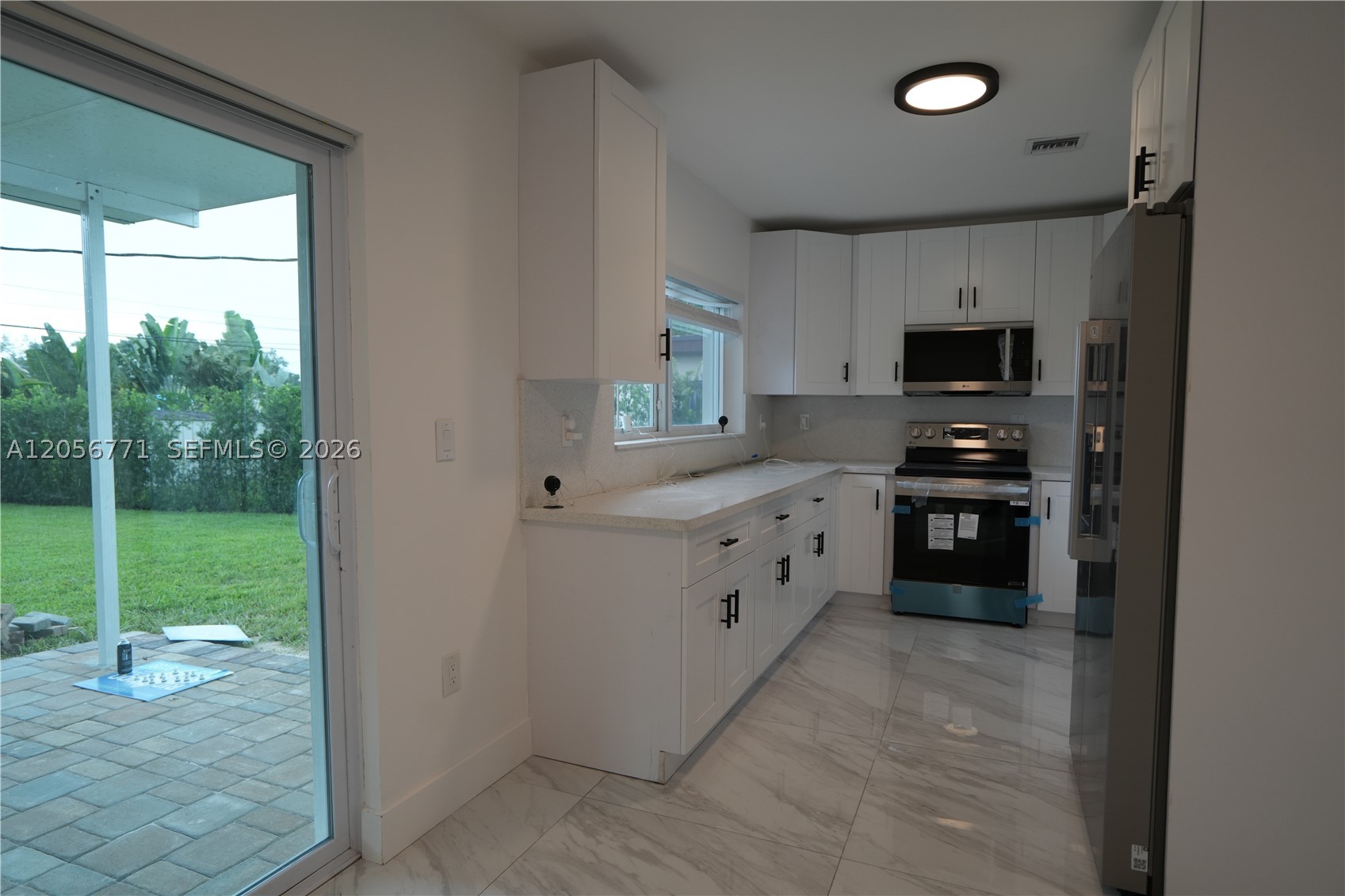 6212 SW 24th St, Miami FL 33155