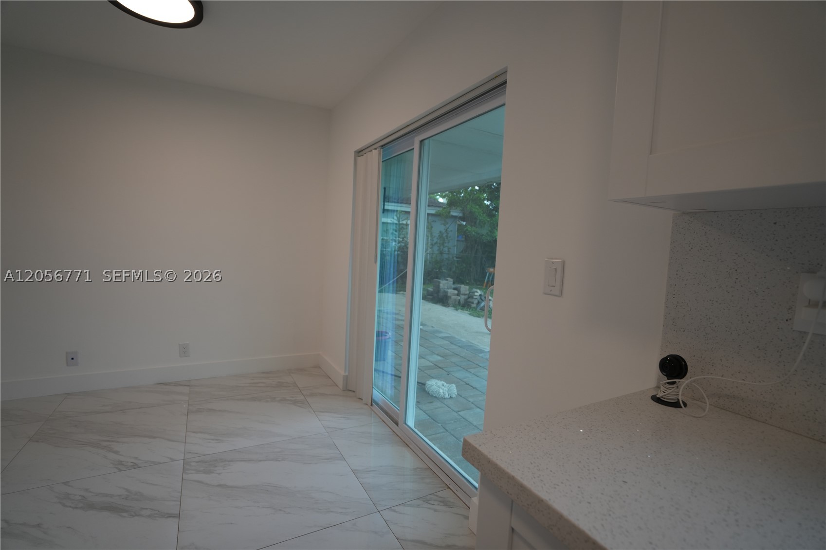 6212 SW 24th St, Miami FL 33155