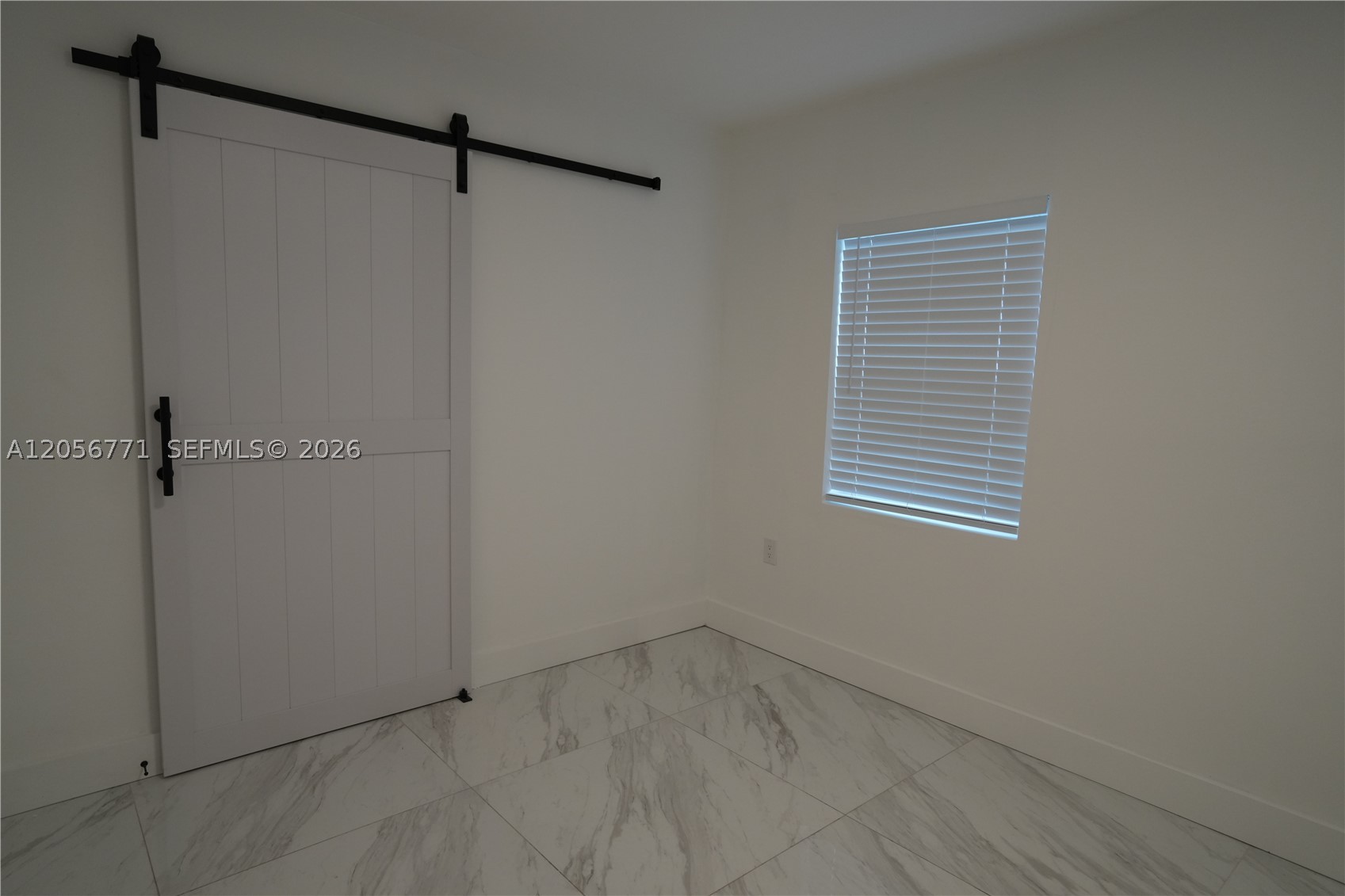 6212 SW 24th St, Miami FL 33155
