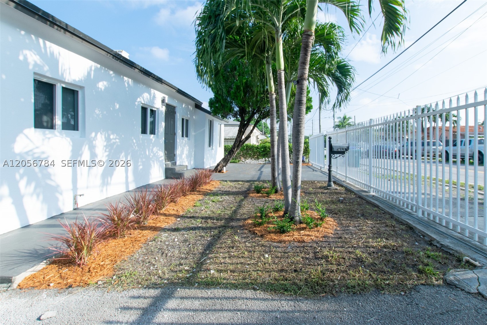 2324 NW 14th Ave, Miami FL 33142