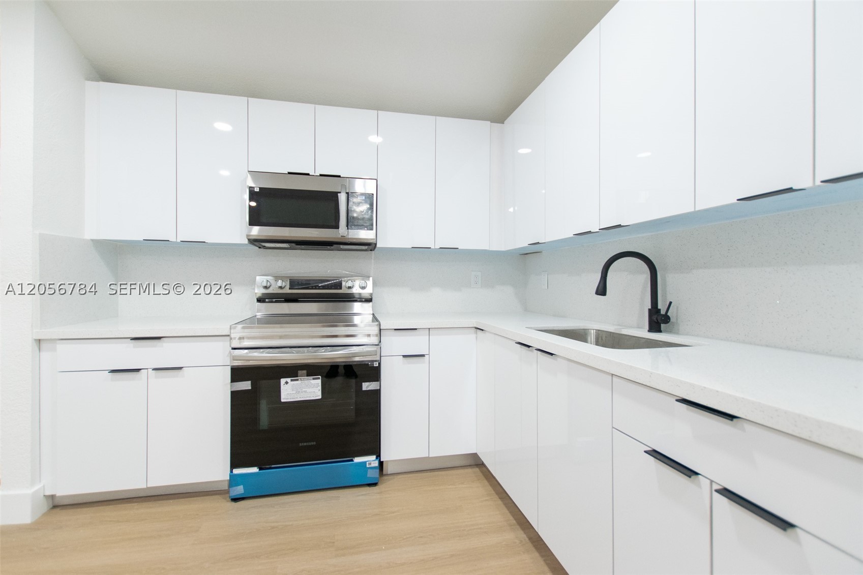 2324 NW 14th Ave, Miami FL 33142