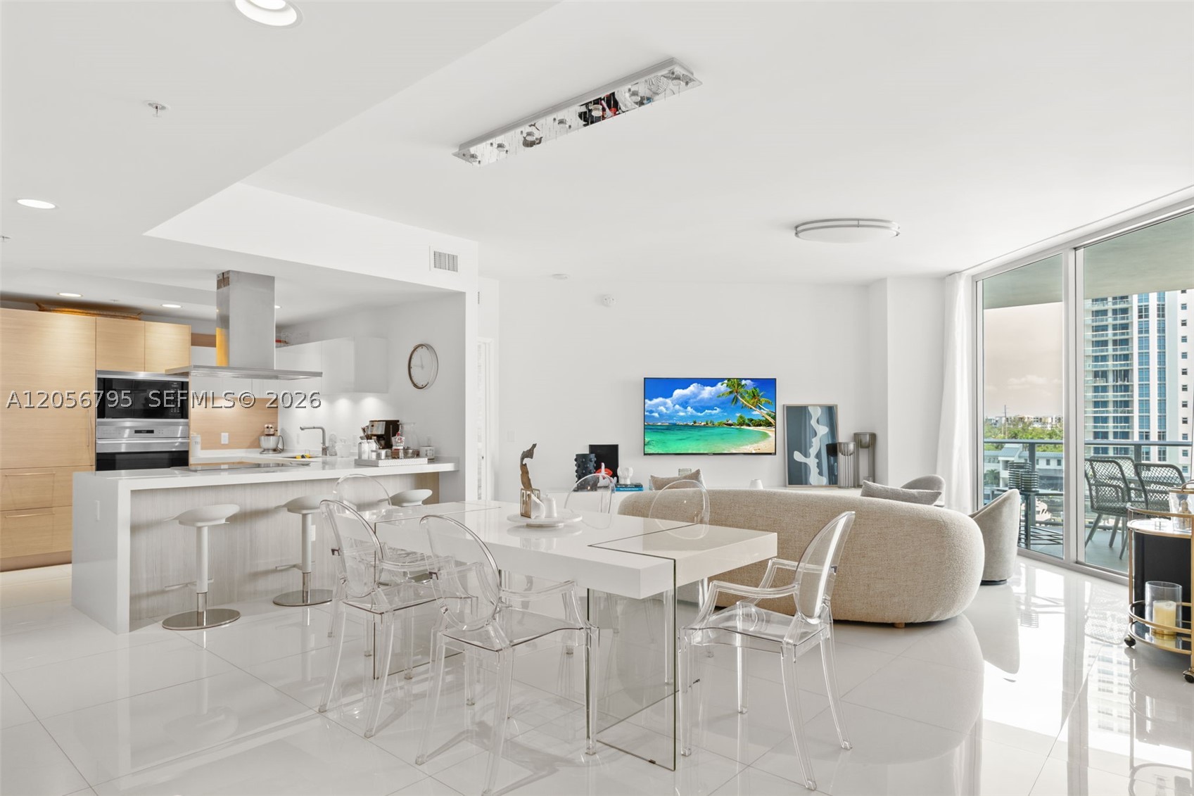 17111 Biscayne Blvd #603, North Miami Beach FL 33160