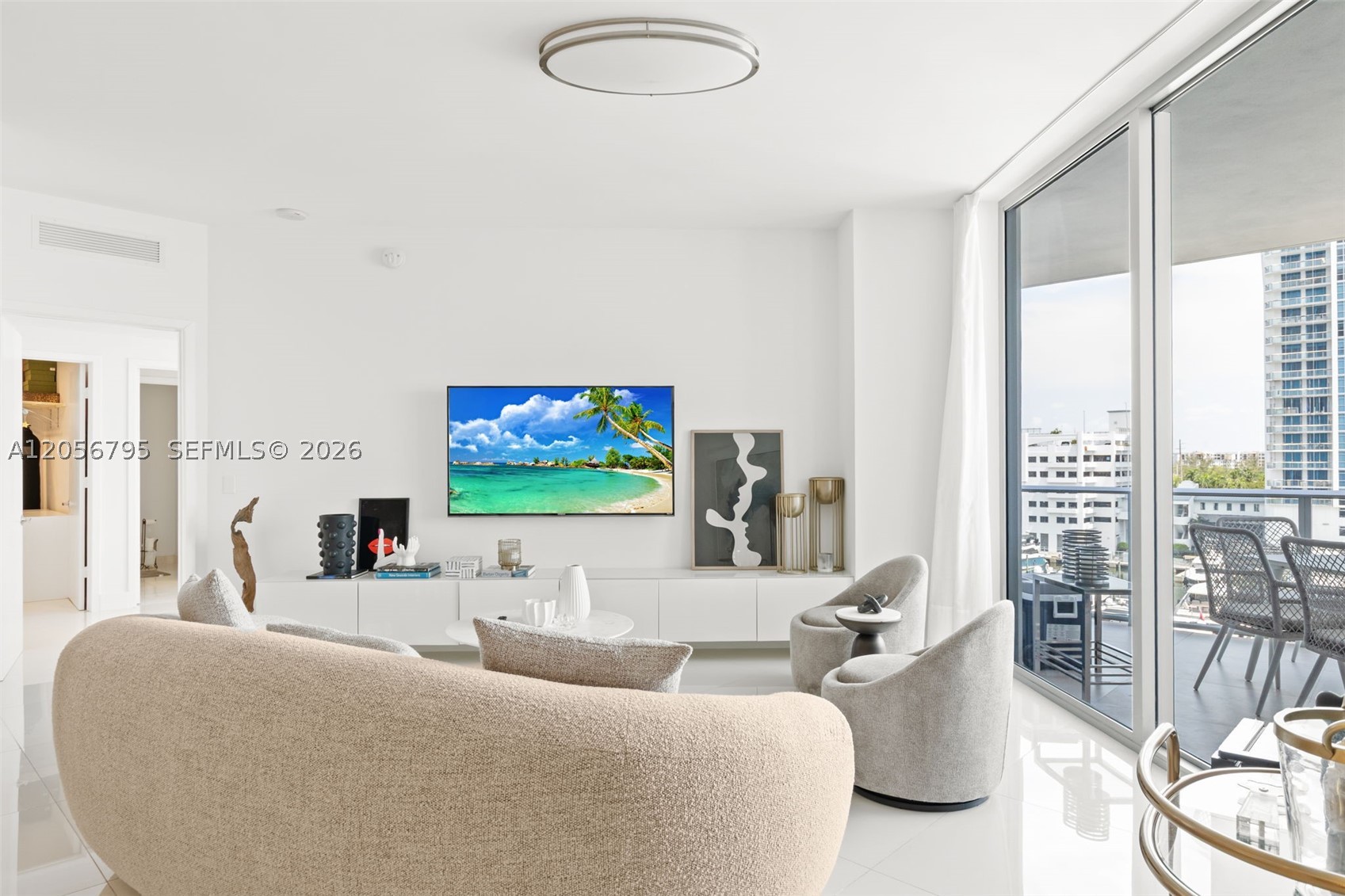 17111 Biscayne Blvd #603, North Miami Beach FL 33160