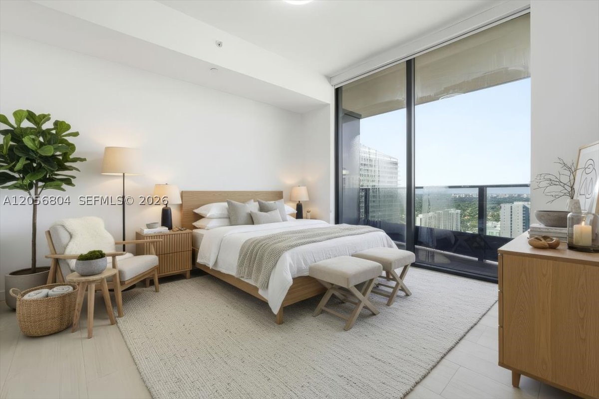 1000 Brickell Plz #3211, Miami FL 33131
