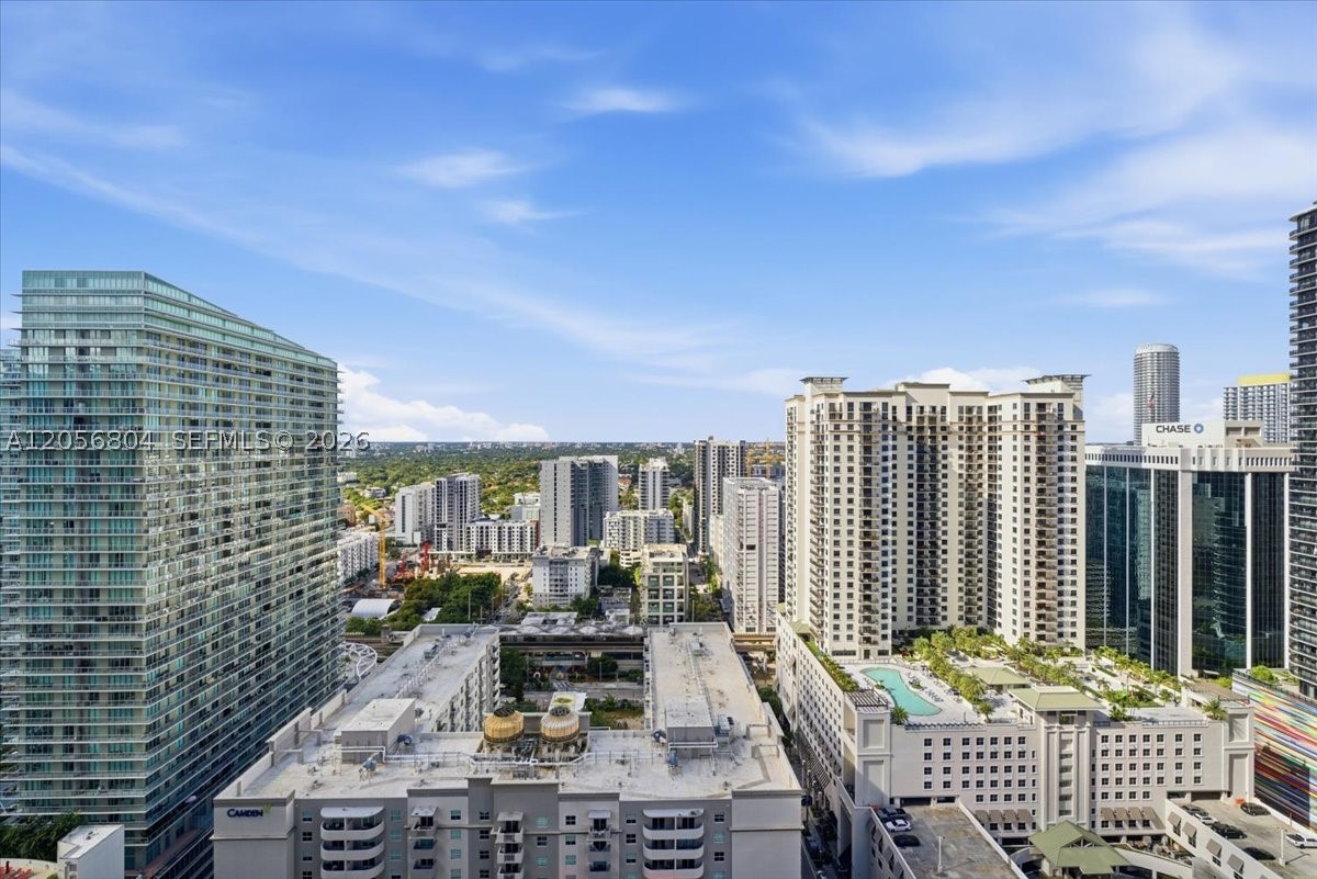 1000 Brickell Plz #3211, Miami FL 33131