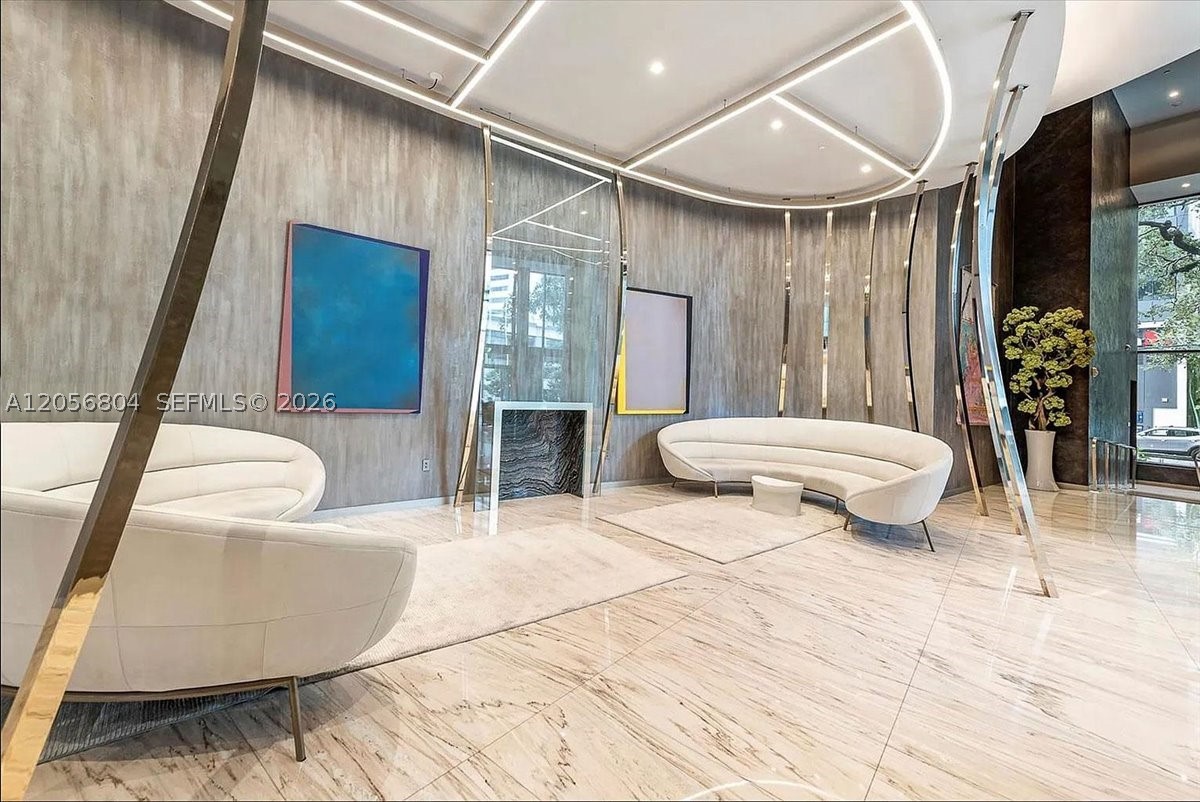 1000 Brickell Plz #3211, Miami FL 33131