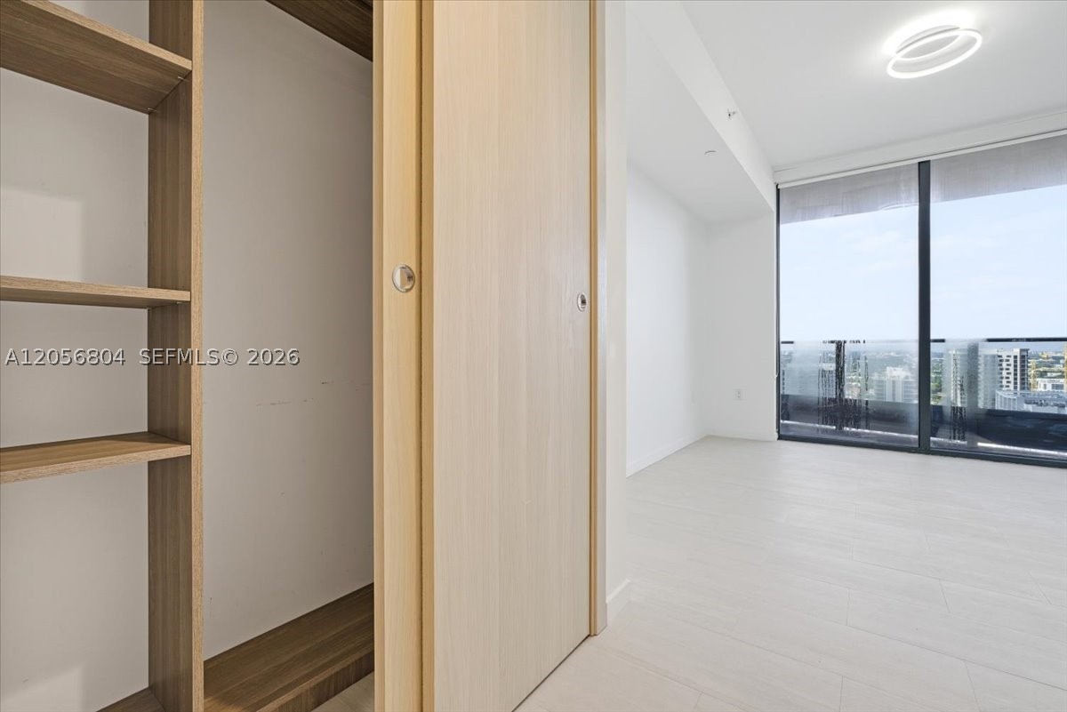 1000 Brickell Plz #3211, Miami FL 33131
