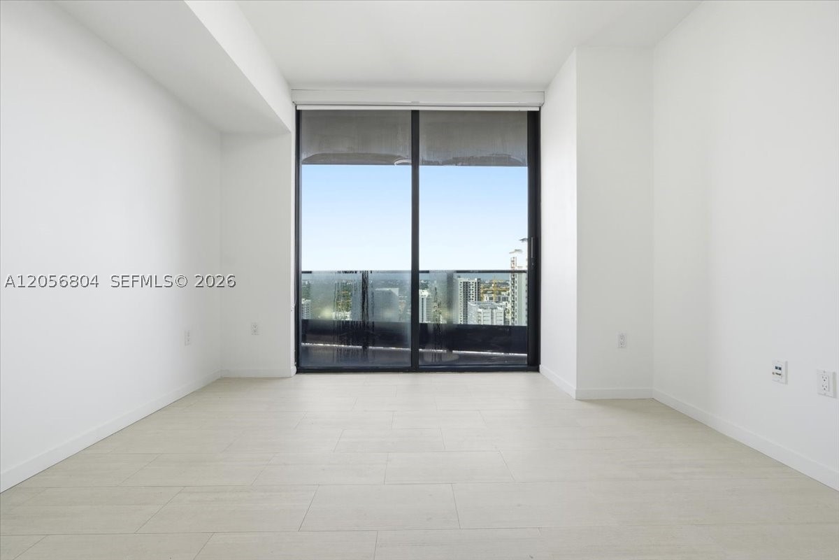 1000 Brickell Plz #3211, Miami FL 33131
