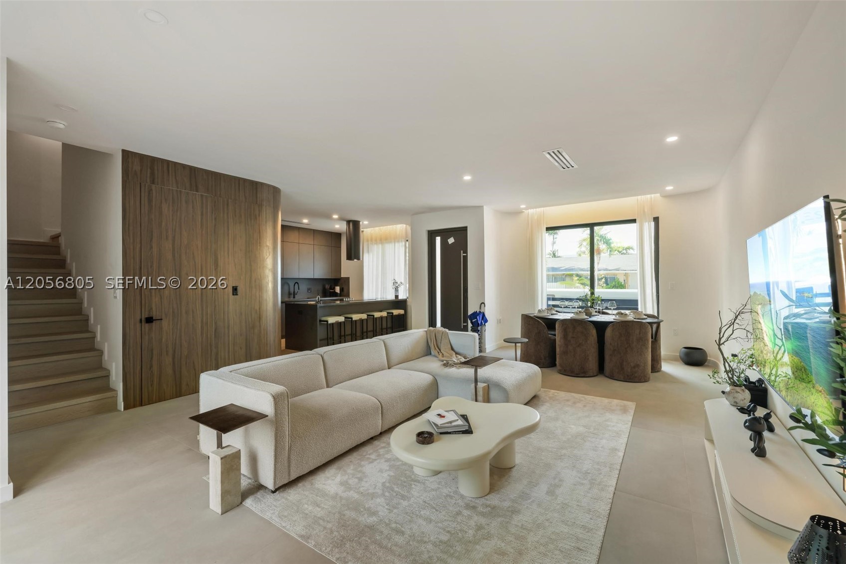 984 SW 10th St #1, Miami FL 33130