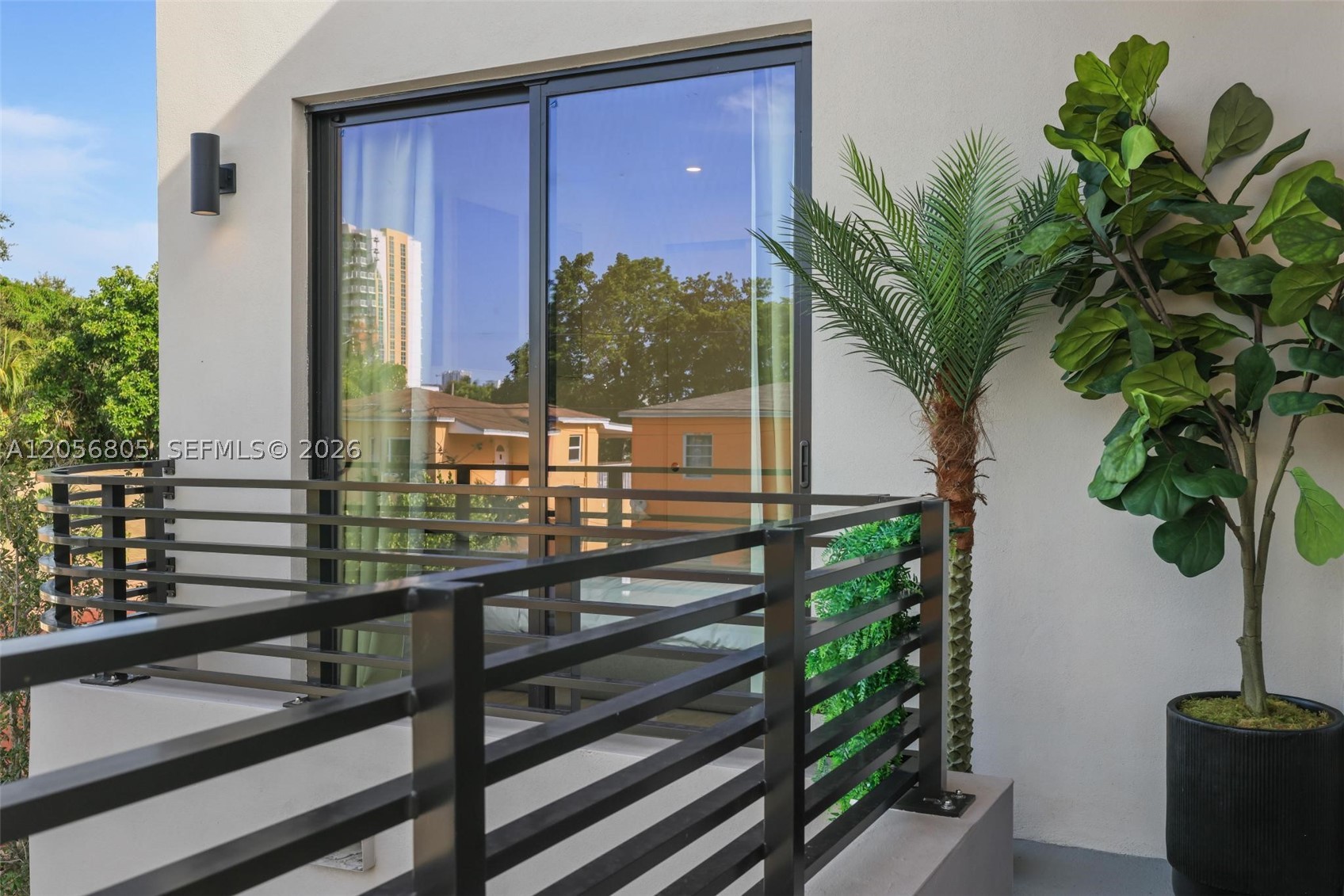 984 SW 10th St #1, Miami FL 33130