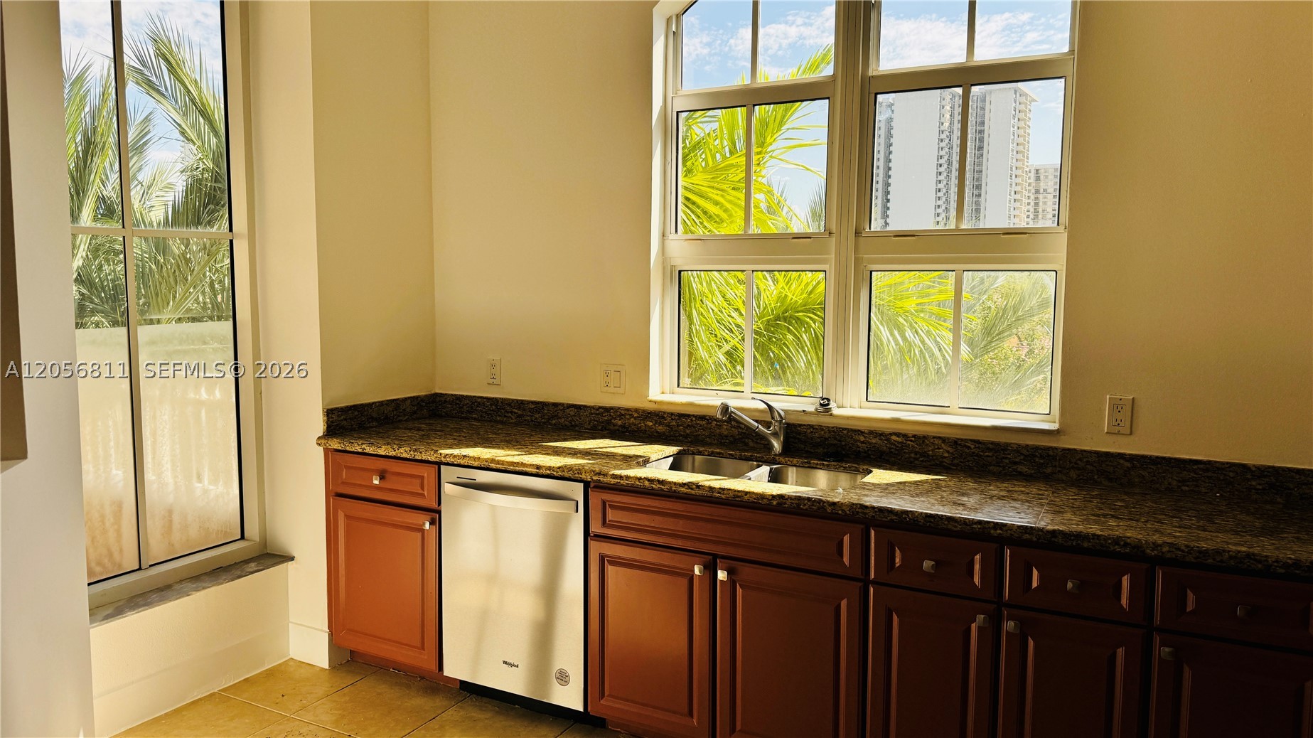 3001 NE 185th St #431, Aventura FL 33180