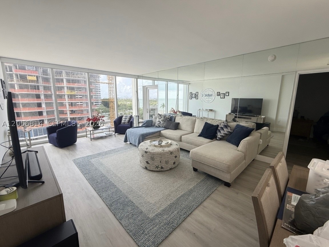 10275 Collins Ave #614, Bal Harbour FL 33154