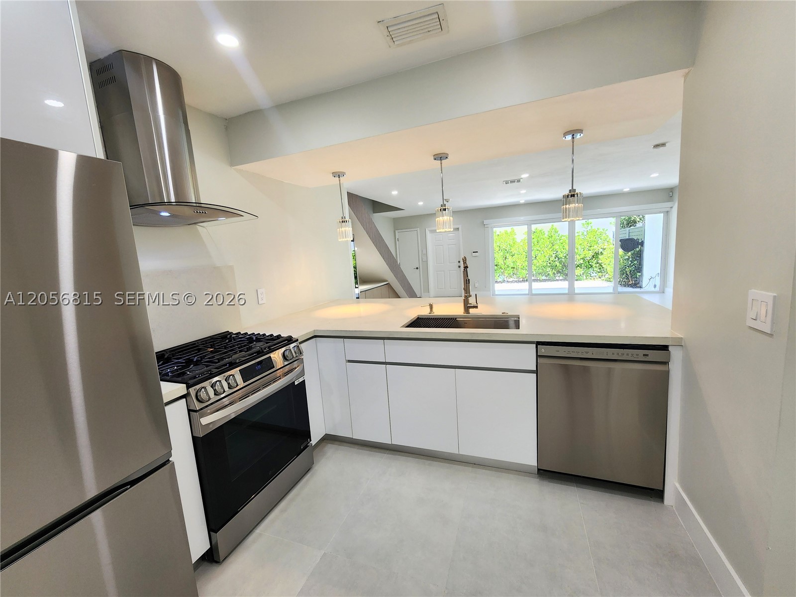 7342 Gary Ave, Miami Beach FL 33141
