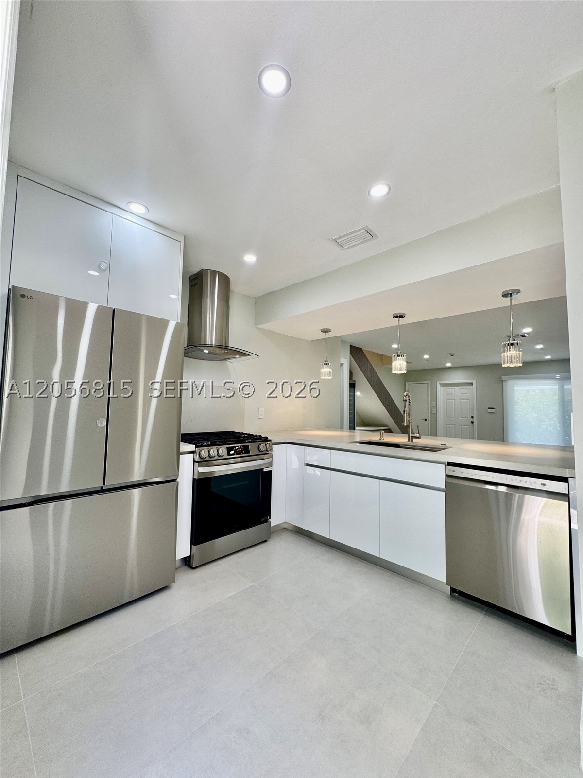 7342 Gary Ave, Miami Beach FL 33141