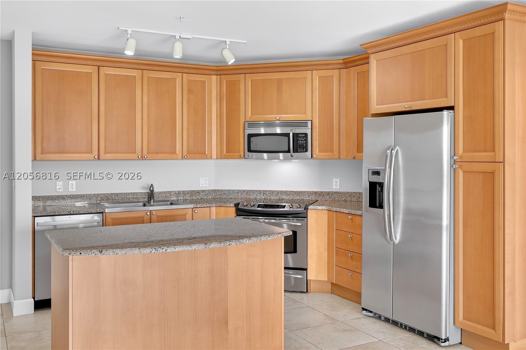 55 Merrick Way #832, Coral Gables FL 33134