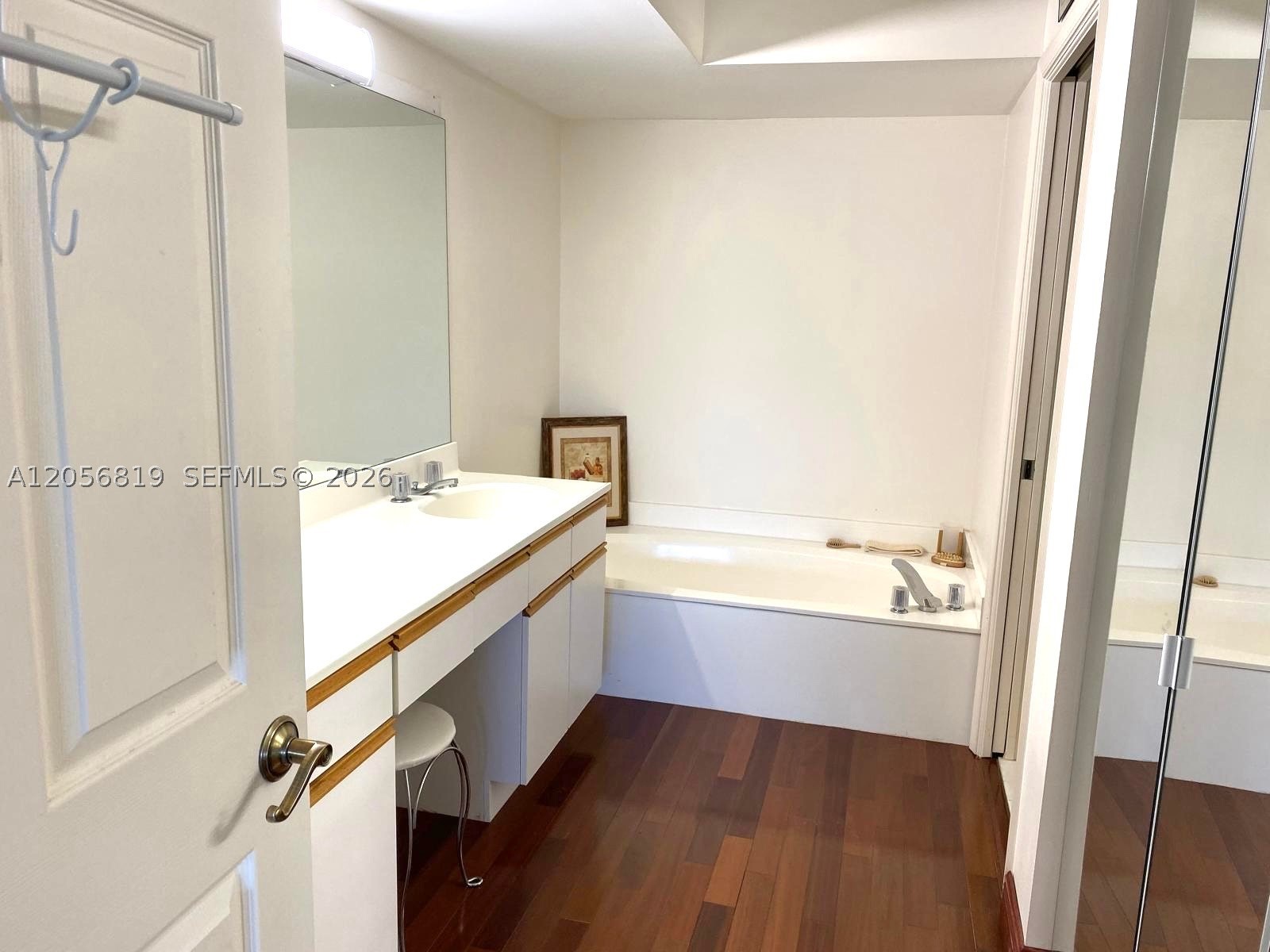3530 Mystic Pointe Dr #1208, Aventura FL 33180