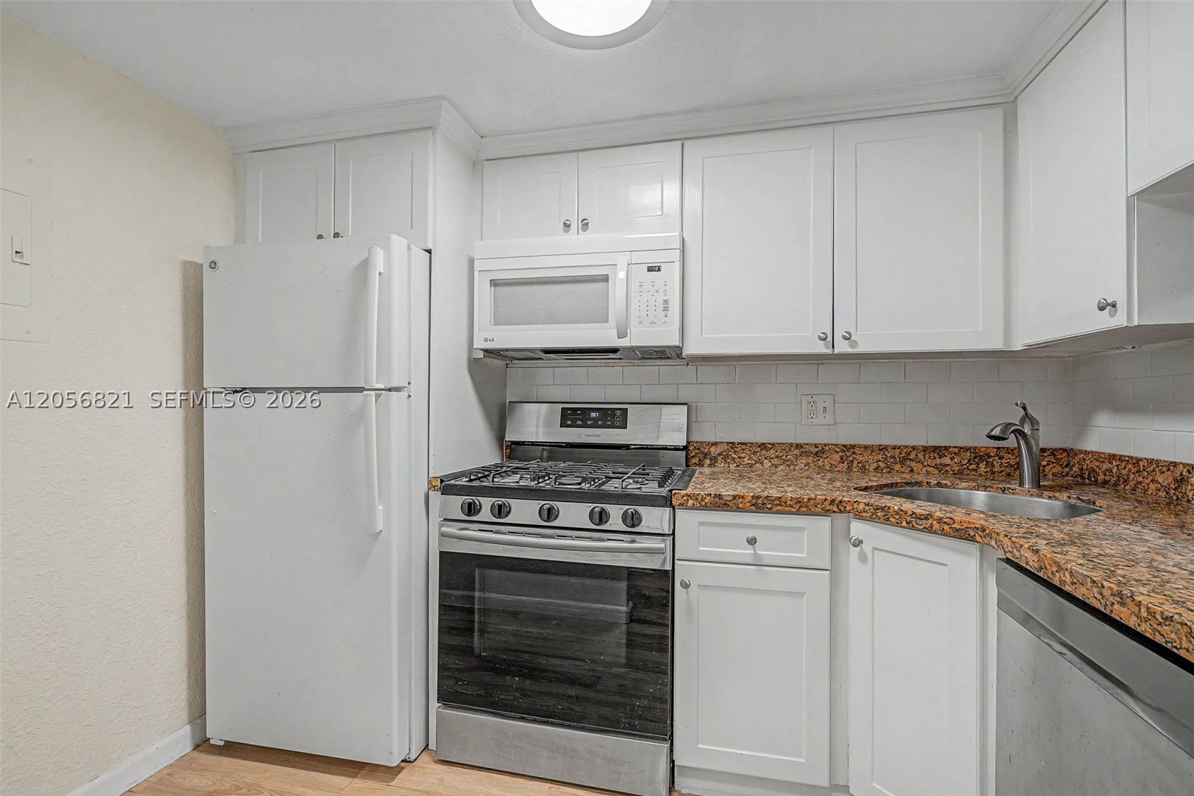 6709 N Kendall Dr #223, Pinecrest FL 33156