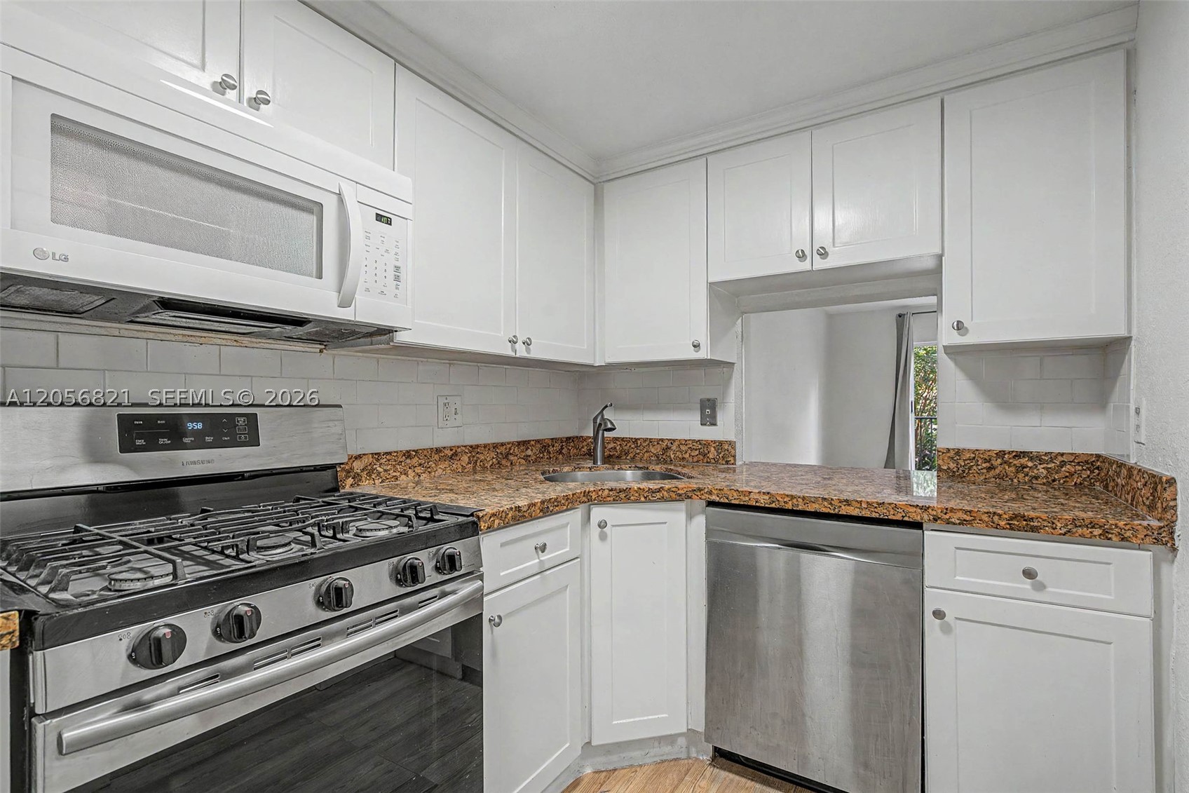 6709 N Kendall Dr #223, Pinecrest FL 33156