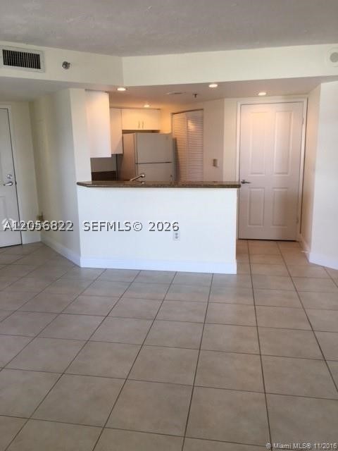 2351 Douglas Rd #909, Miami FL 33145