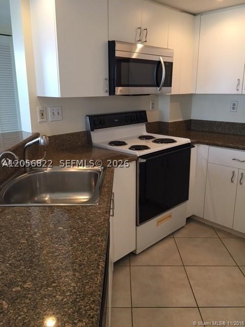 2351 Douglas Rd #909, Miami FL 33145