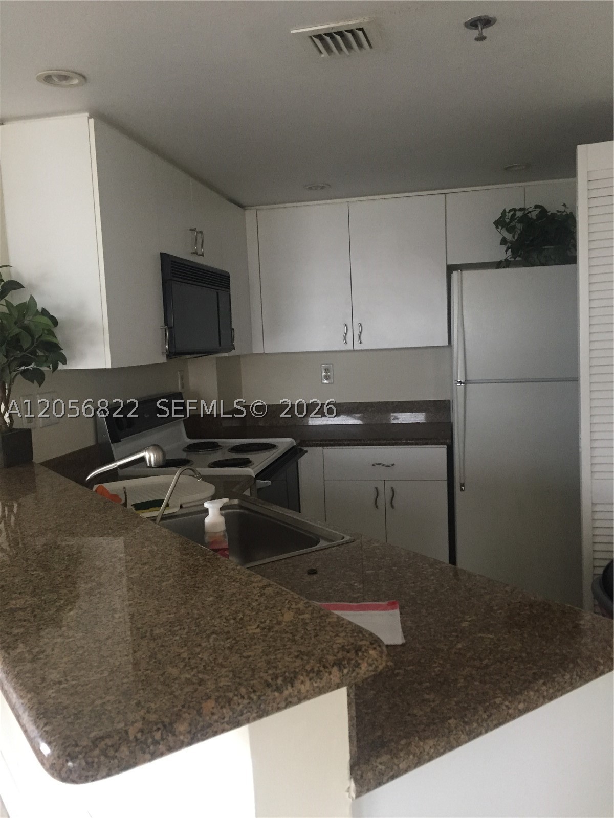 2351 Douglas Rd #909, Miami FL 33145