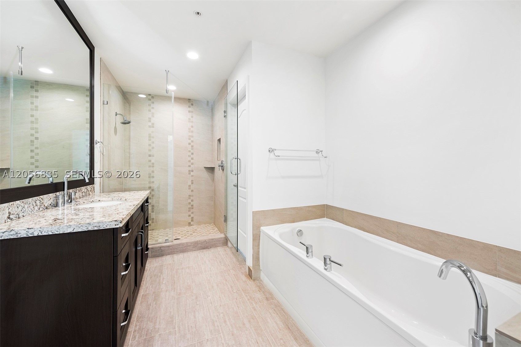 348 Elm St #B-10, Hollywood FL 33019