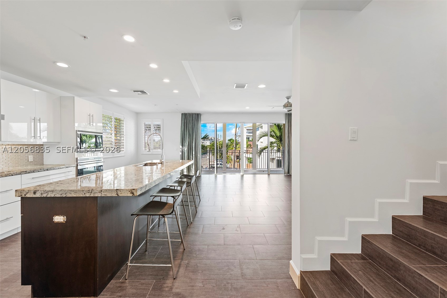 348 Elm St #B-10, Hollywood FL 33019