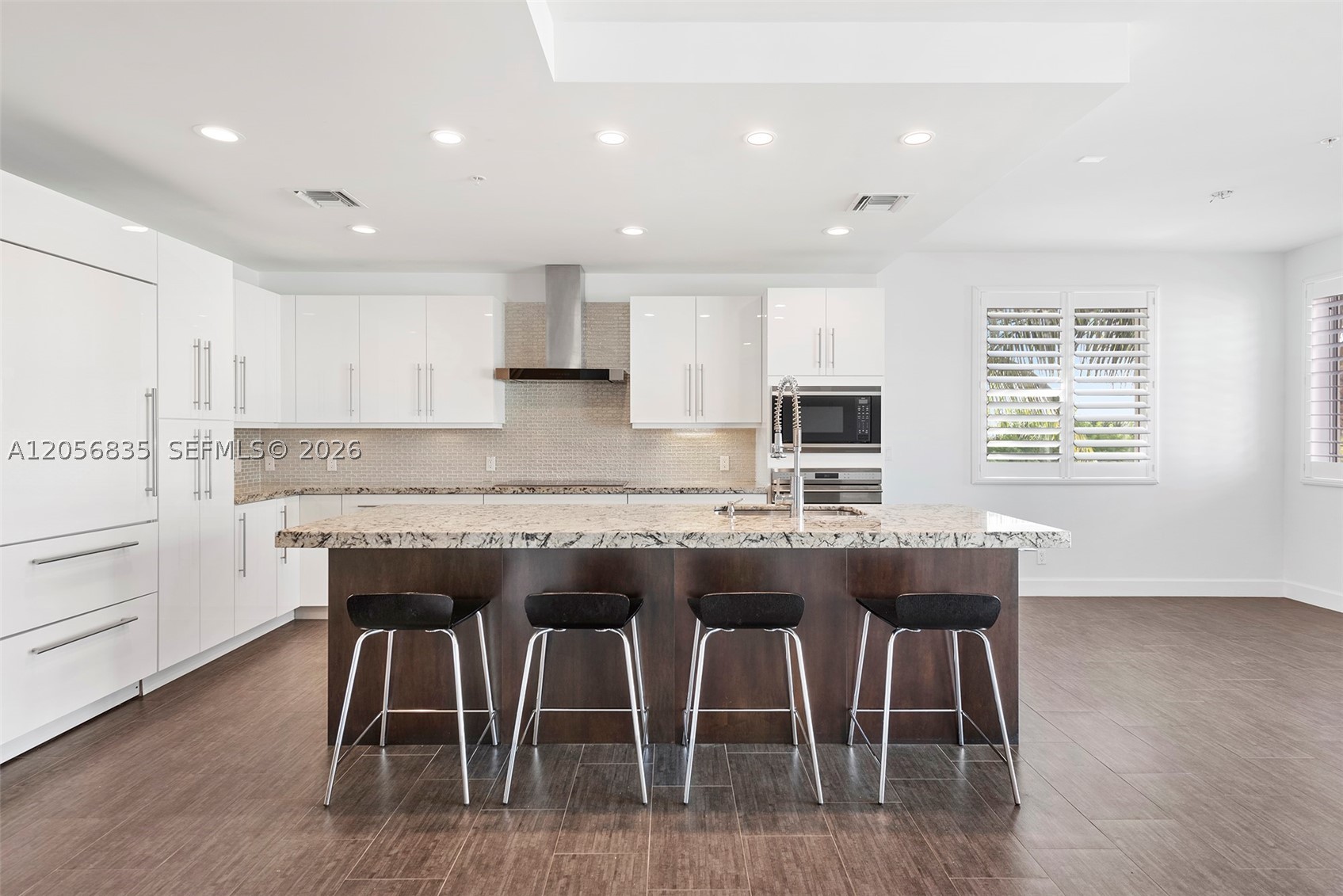 348 Elm St #B-10, Hollywood FL 33019