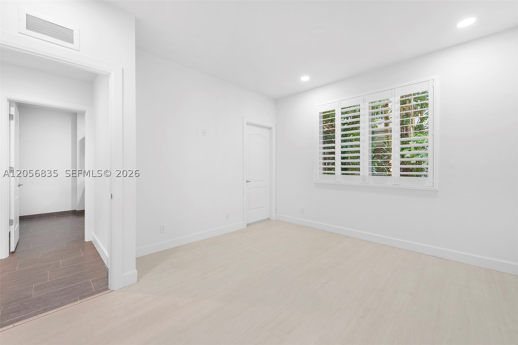 348 Elm St #B-10, Hollywood FL 33019