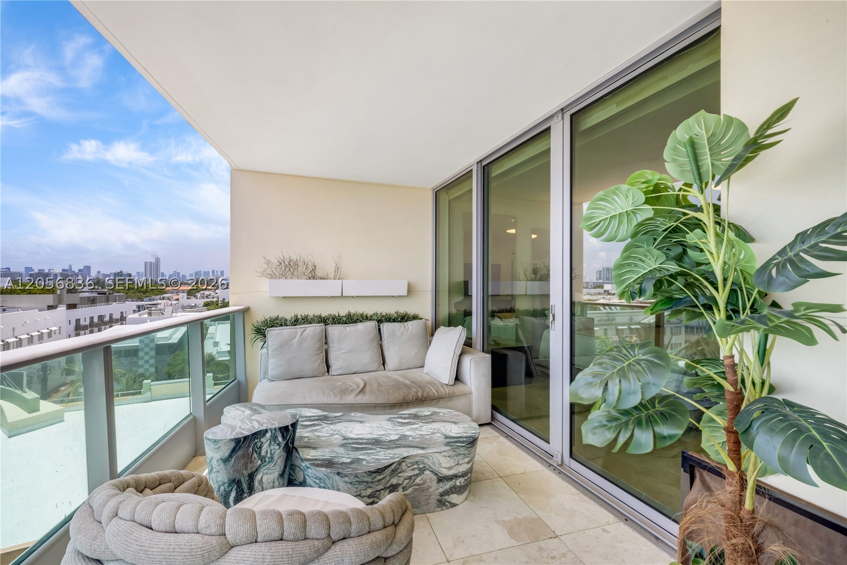 1455 Ocean Dr #703, Miami Beach FL 33139