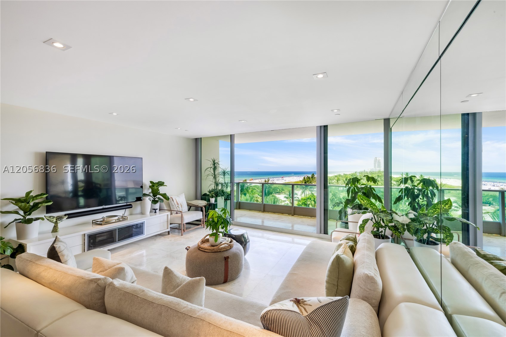1455 Ocean Dr #703, Miami Beach FL 33139