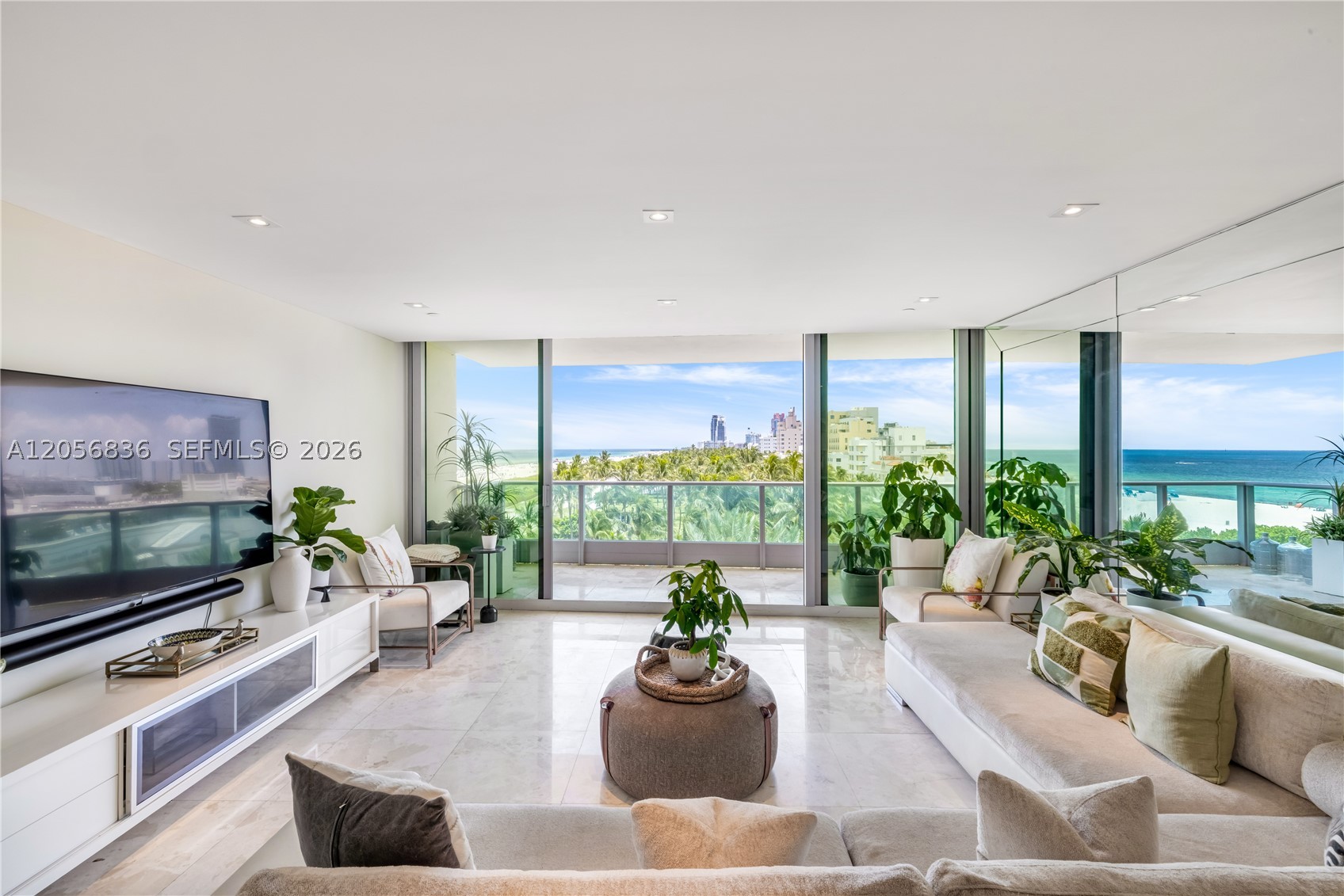 1455 Ocean Dr #703, Miami Beach FL 33139