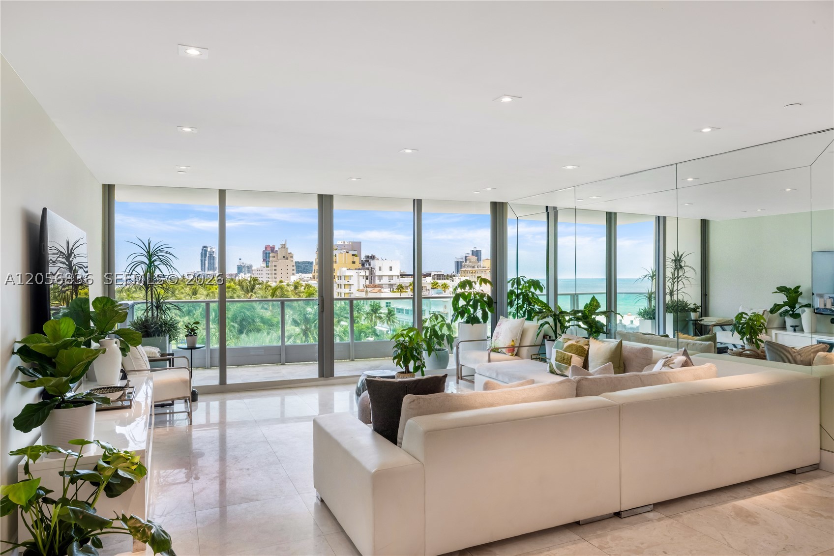 1455 Ocean Dr #703, Miami Beach FL 33139