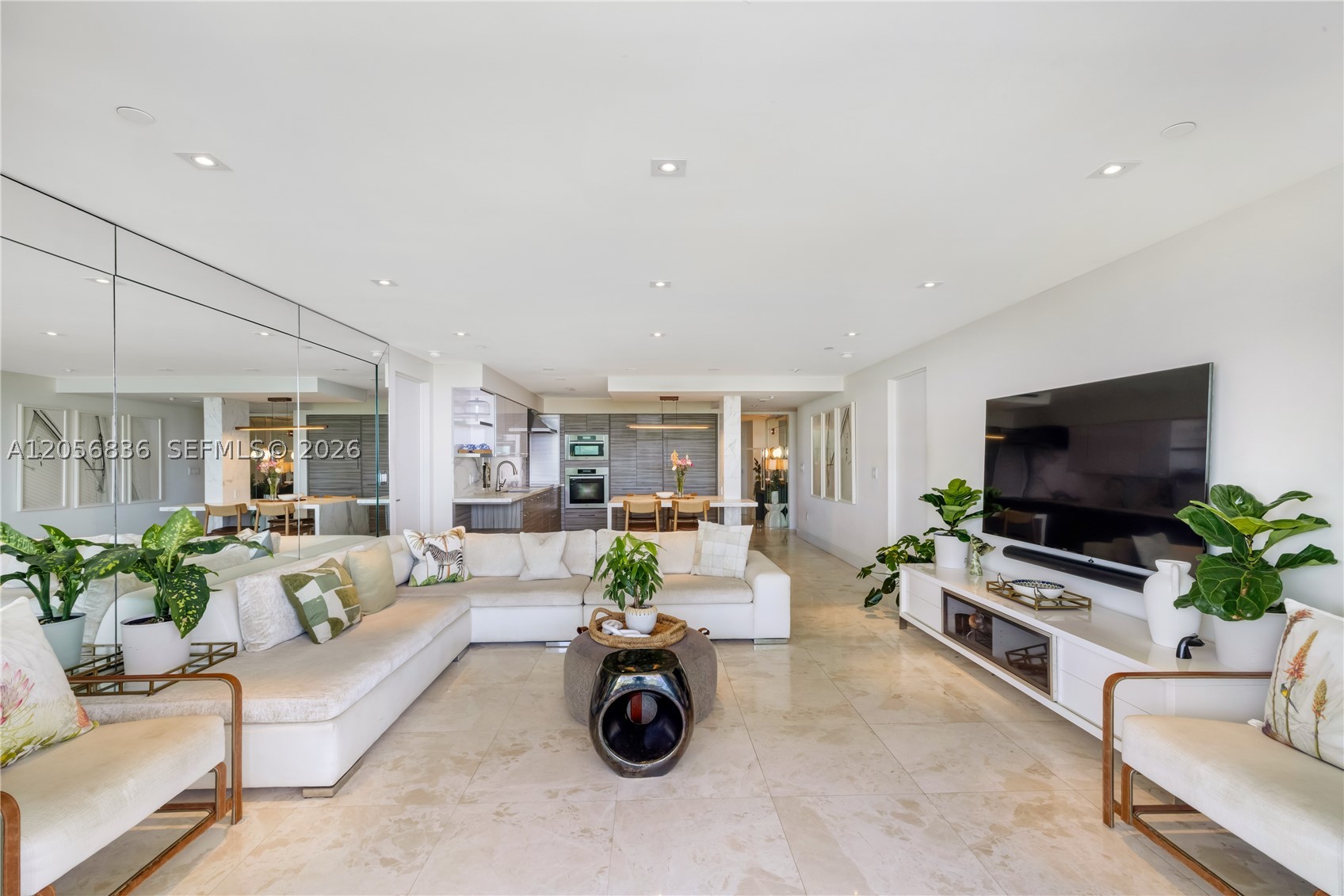 1455 Ocean Dr #703, Miami Beach FL 33139