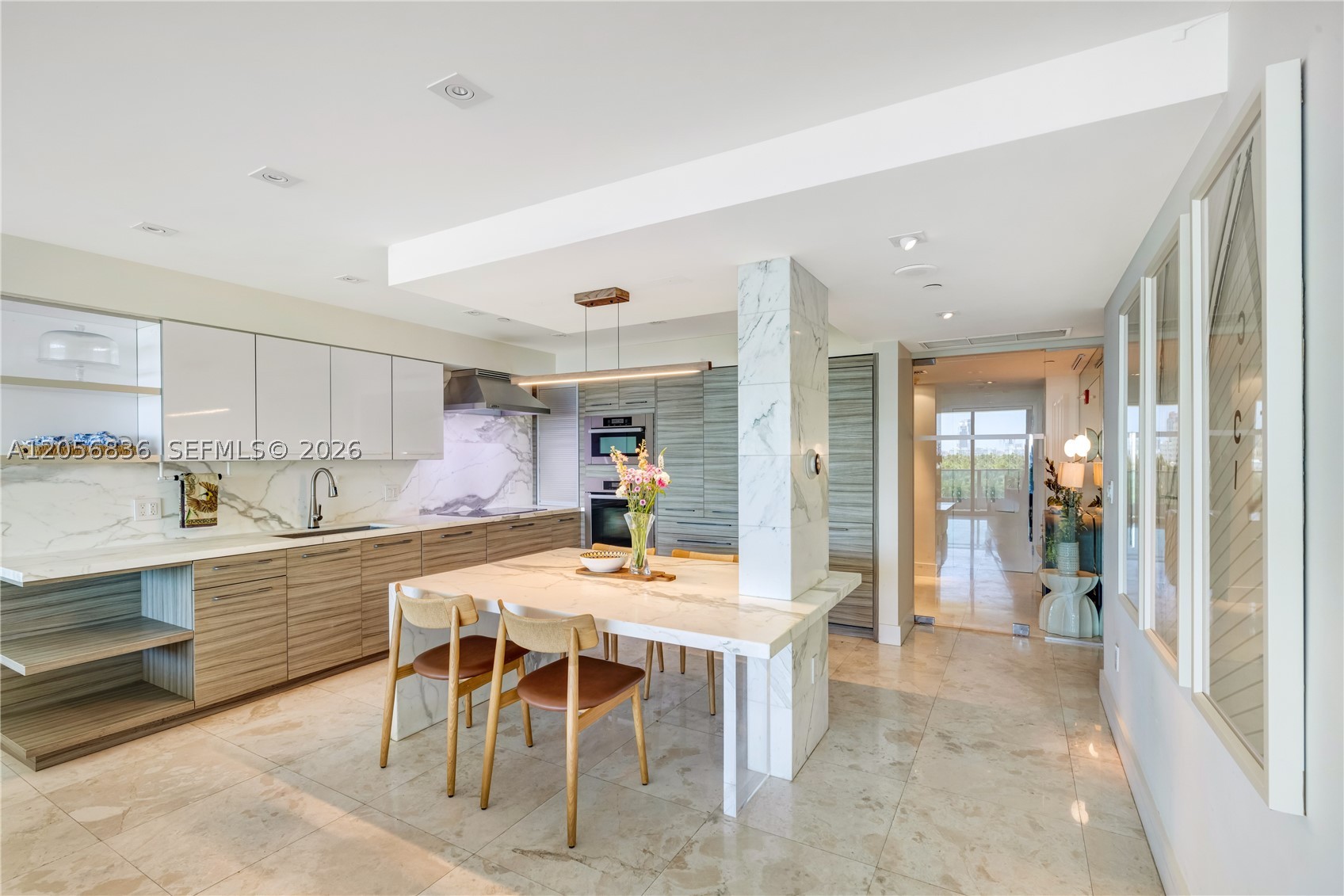1455 Ocean Dr #703, Miami Beach FL 33139