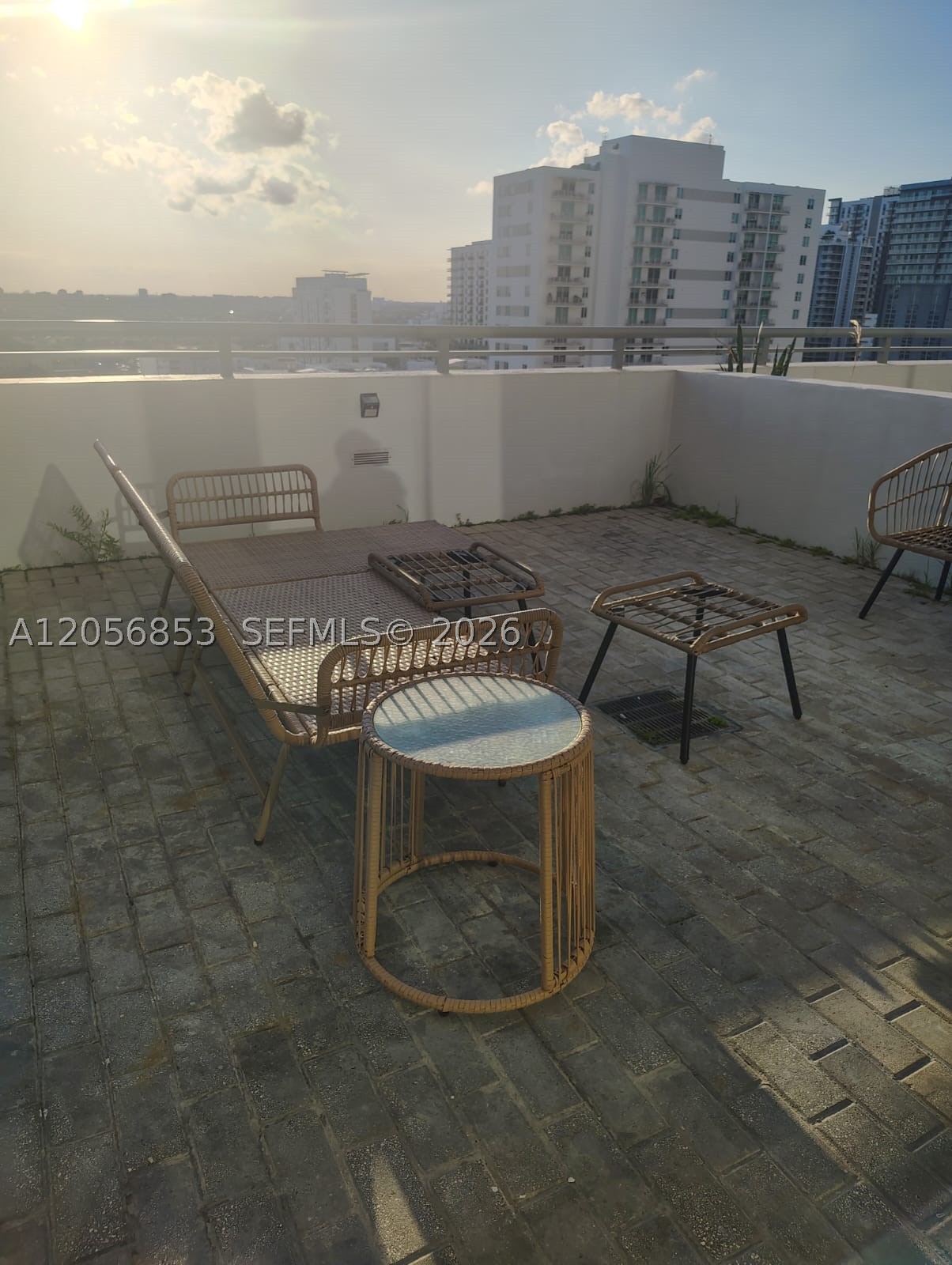 60 SW 13th St #1117, Miami FL 33130