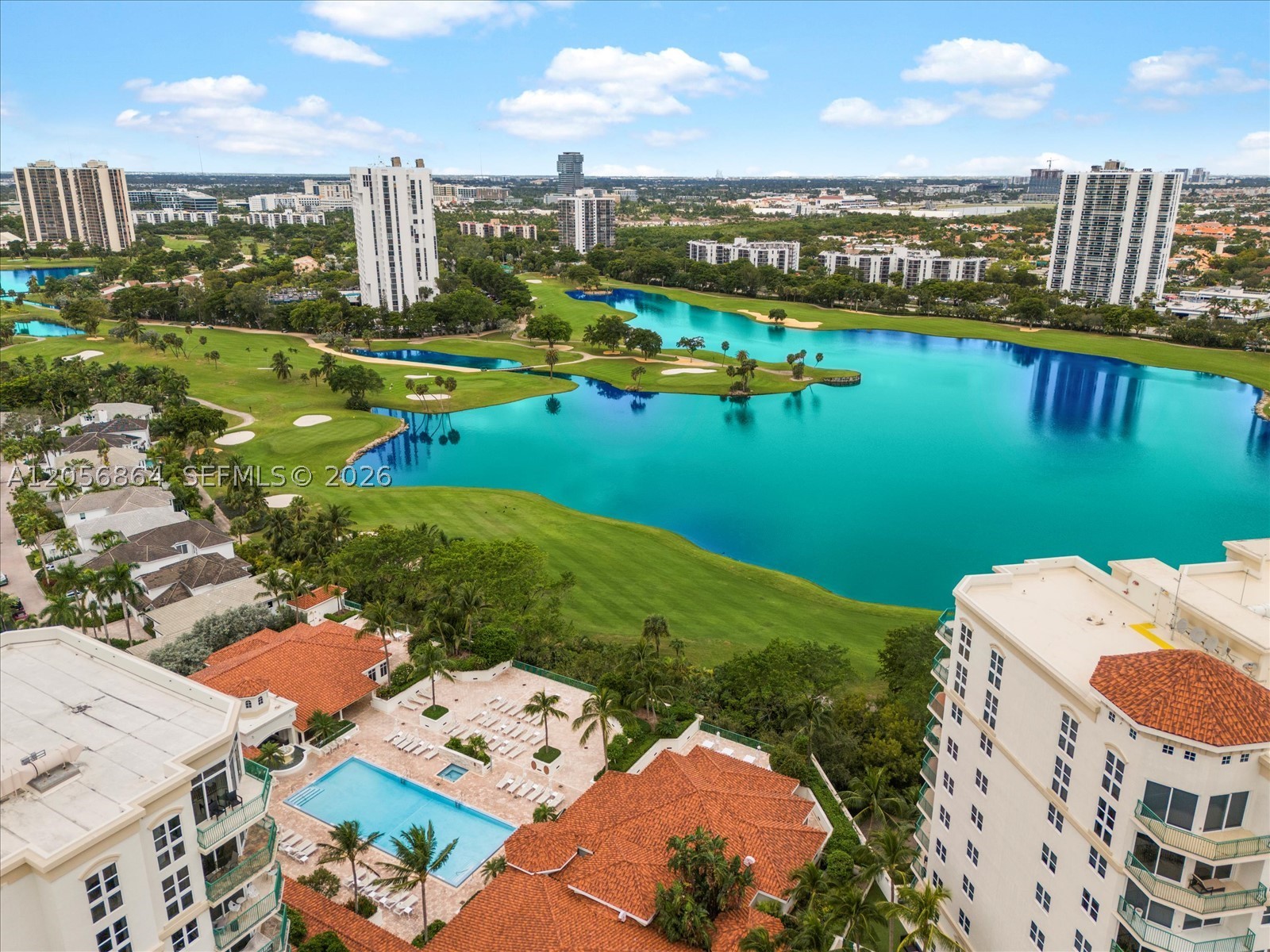 20000 E Country Club Dr #416, Aventura FL 33180