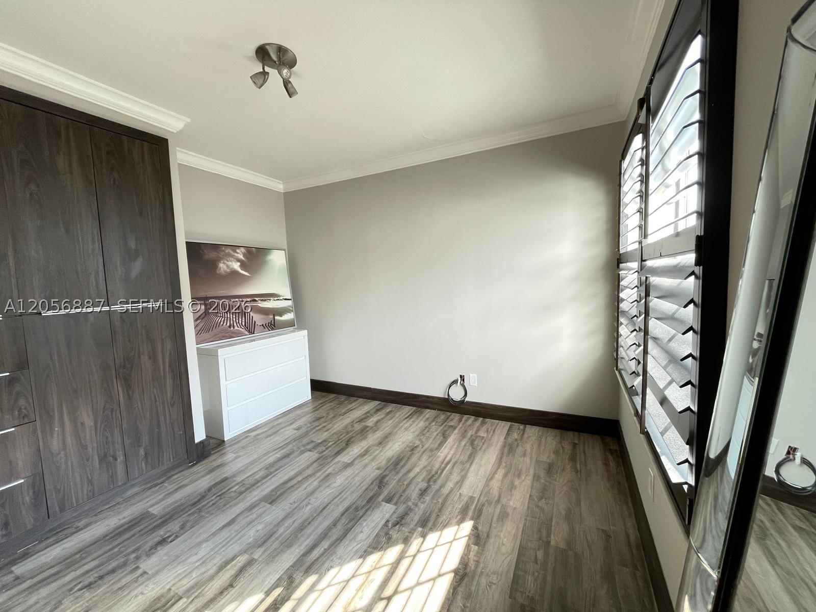 610 8th St #101, Miami Beach FL 33139